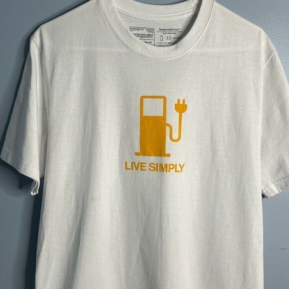 Patagonia Live Simply Responsibilit-tee Men’s Medium Tee Shirt - Picture 2 of 6